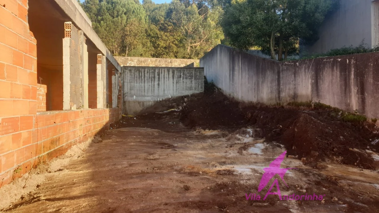 Terreno para Venda em Areosa Foto 17