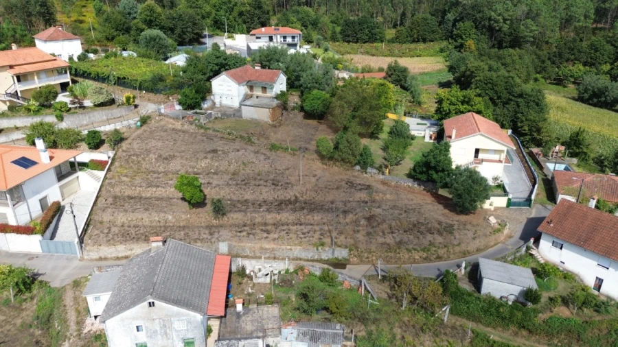 Terreno para Venda em Rebordões (Santa Maria) Foto 5