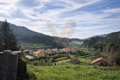 Terreno para Venda em Outeiro