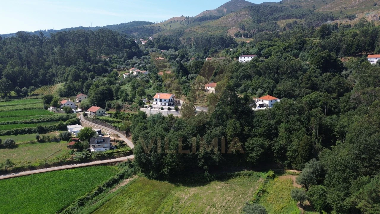 Terreno para Venda em Rebordões (Santa Maria) Foto 7