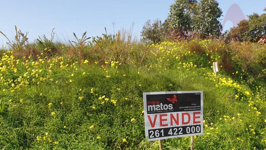 Terreno para Venda em Campelos e Outeiro da Cabeça