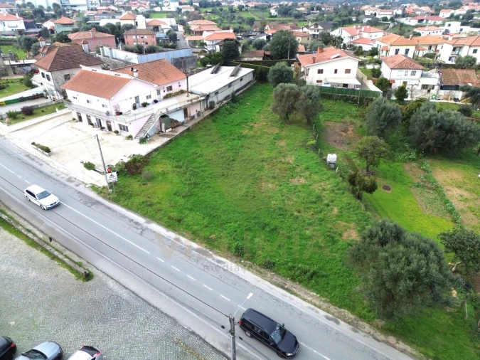 Terreno para Venda em Correlhã Foto 5