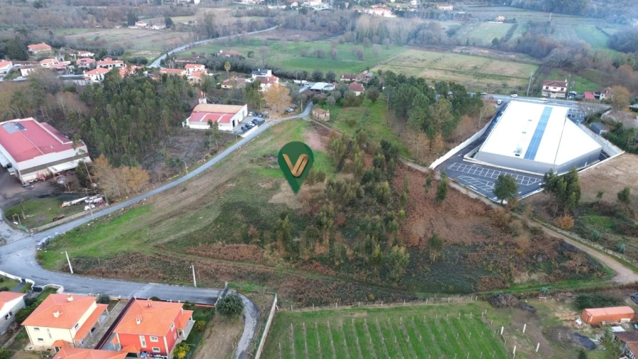 Terreno para Venda em Arcozelo