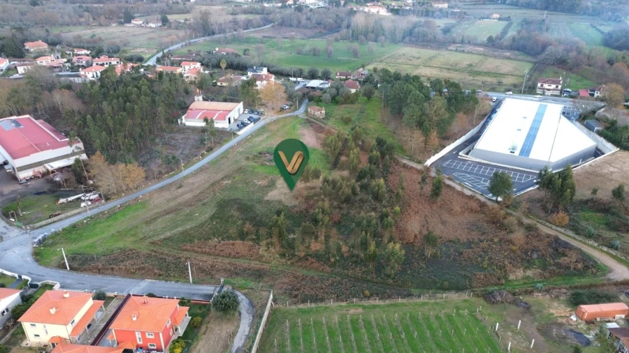 Terreno para Venda em Arcozelo