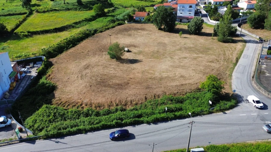 Terreno para Venda em Arcozelo Foto 4