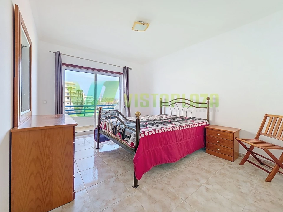 Apartamento T3 para Venda em Estômbar e Parchal Foto 7