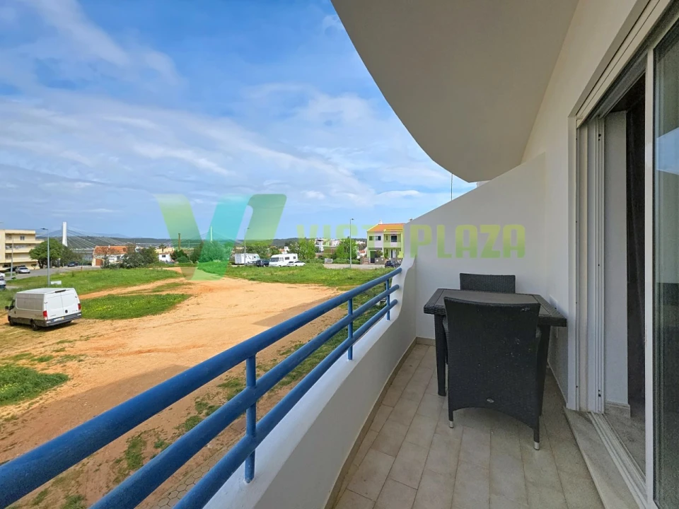 Apartamento T3 para Venda em Estômbar e Parchal Foto 9