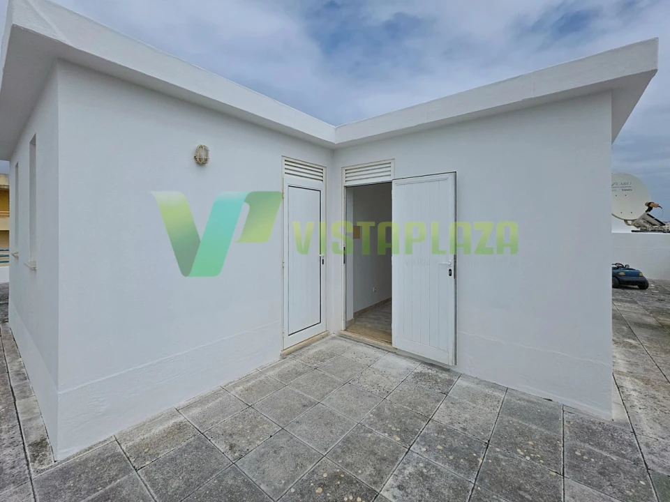 Apartamento T3 para Venda em Estômbar e Parchal Foto 28