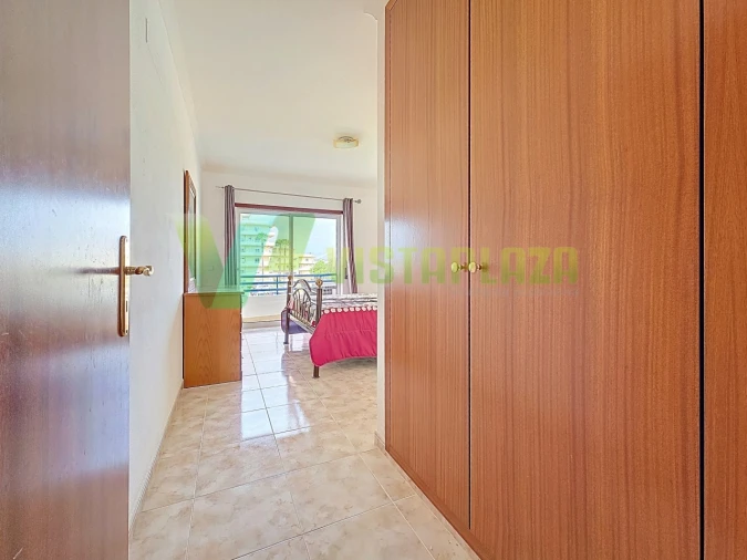 Apartamento T3 para Venda em Estômbar e Parchal Foto 6