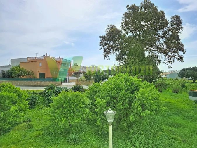 Apartamento T3 para Venda em Estômbar e Parchal Foto 25