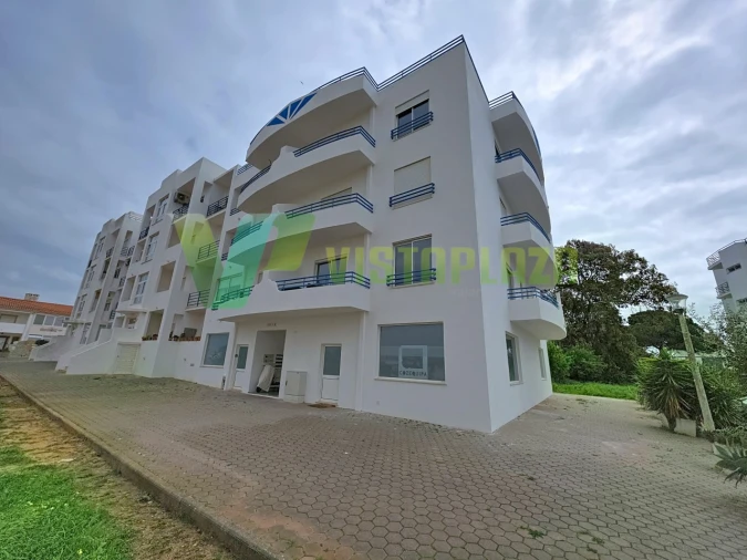 Apartamento T3 para Venda em Estômbar e Parchal Foto 30