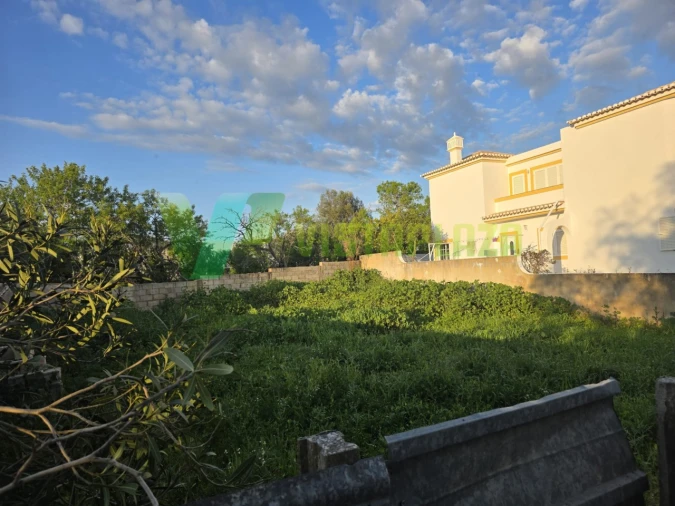 Terreno para Venda em Portimão Foto 1