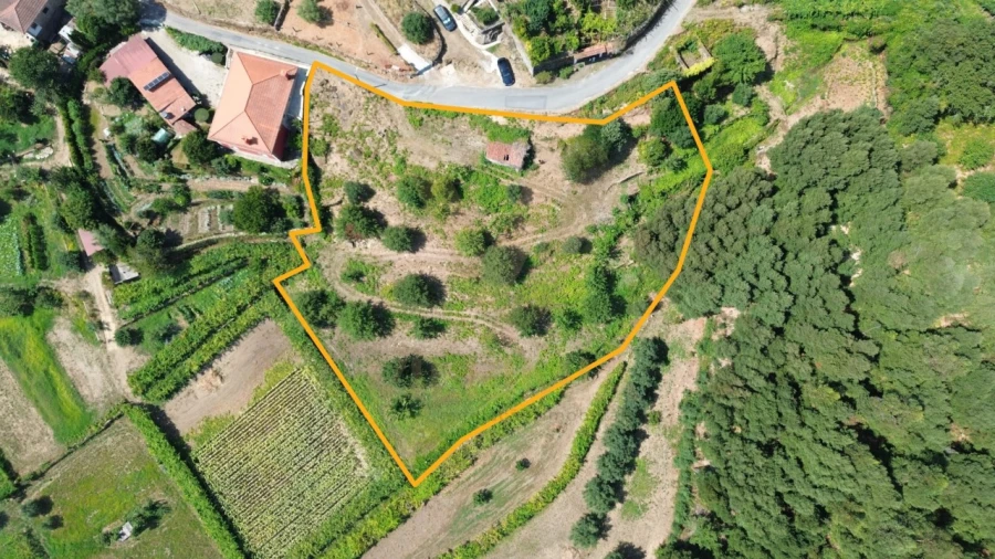 Terreno para Venda em Estorãos Foto 4