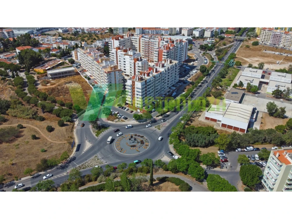 Apartamento T3 para Venda em Portimão Foto 16