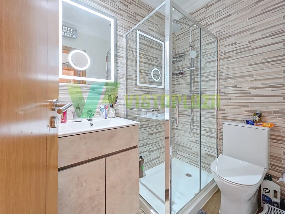 Apartamento T3 para Venda em Portimão Foto 8