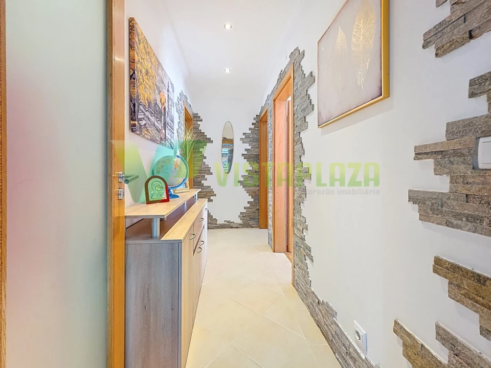 Apartamento T3 para Venda em Portimão Foto 10