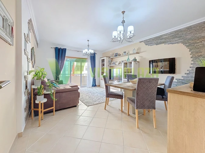 Apartamento T3 para Venda em Portimão Foto 2