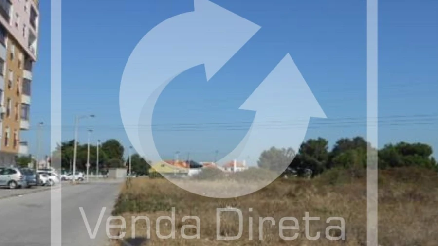 Terreno para Venda em Santo Antonio da Charneca