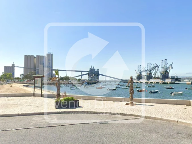 Moradia T3 para Venda em Caparica e Trafaria Foto 16