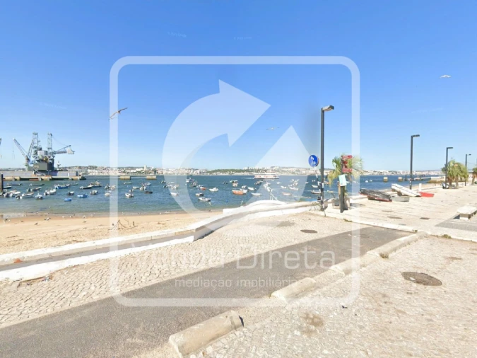 Moradia T3 para Venda em Caparica e Trafaria Foto 23