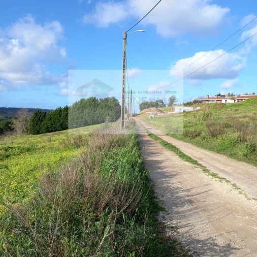 Terreno para Venda em Azueira e Sobral da Abelheira Foto 3