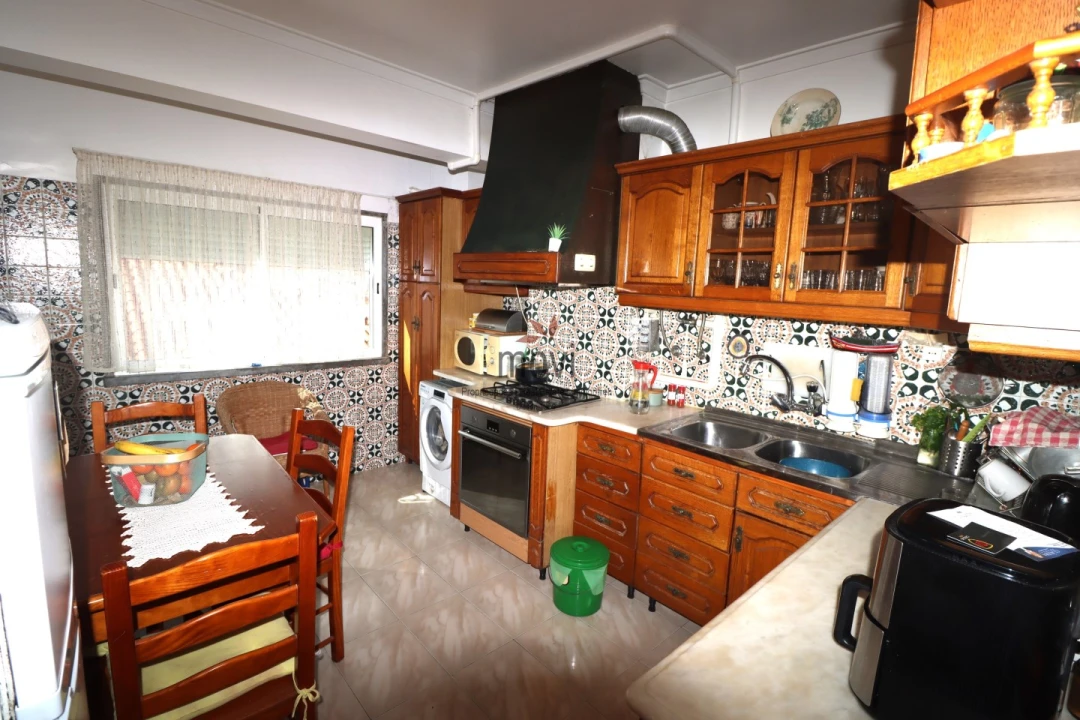 Apartamento T5 para Venda em Carcavelos e Parede Foto 5