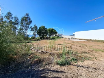 Terreno para Venda em Seixas
