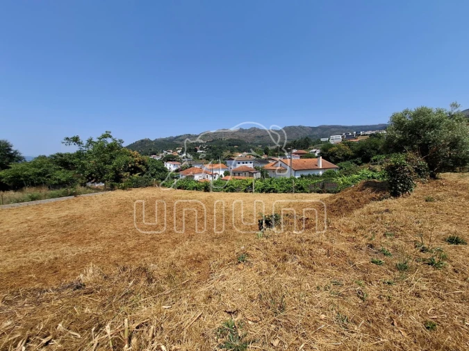 Terreno para Venda em Loivo Foto 2