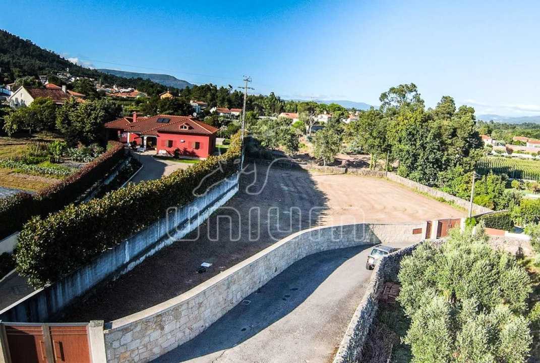 Terreno para Venda em Cardielos e Serreleis Foto 1