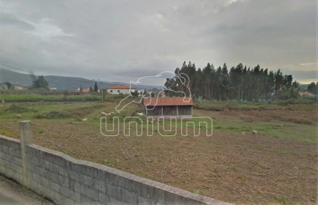 Terreno para Venda em Barroselas e Carvoeiro Foto 2