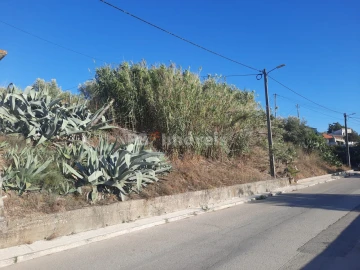 Terreno para Venda em São João Baptista e Santa Maria dos Olivais