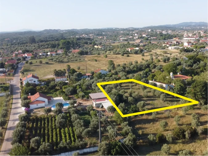 Terreno para Venda em Casais e Alviobeira Planta 1