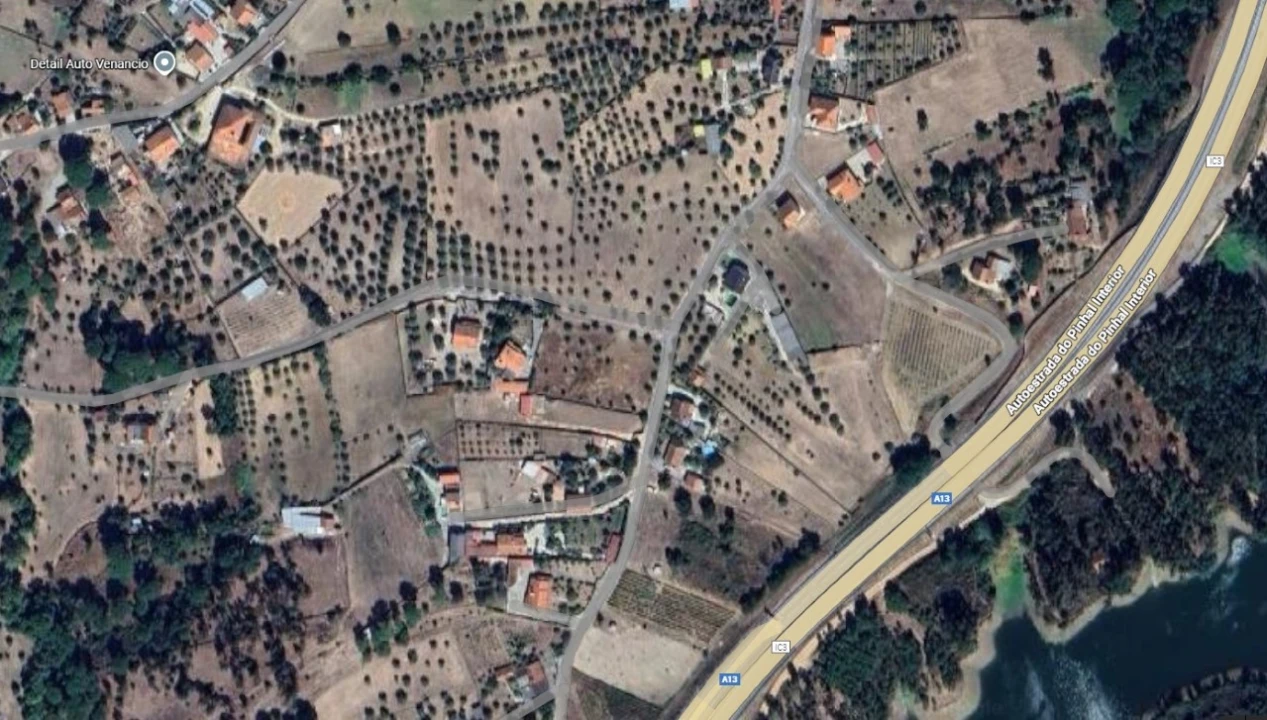 Terreno para Venda em Casais e Alviobeira Planta 2