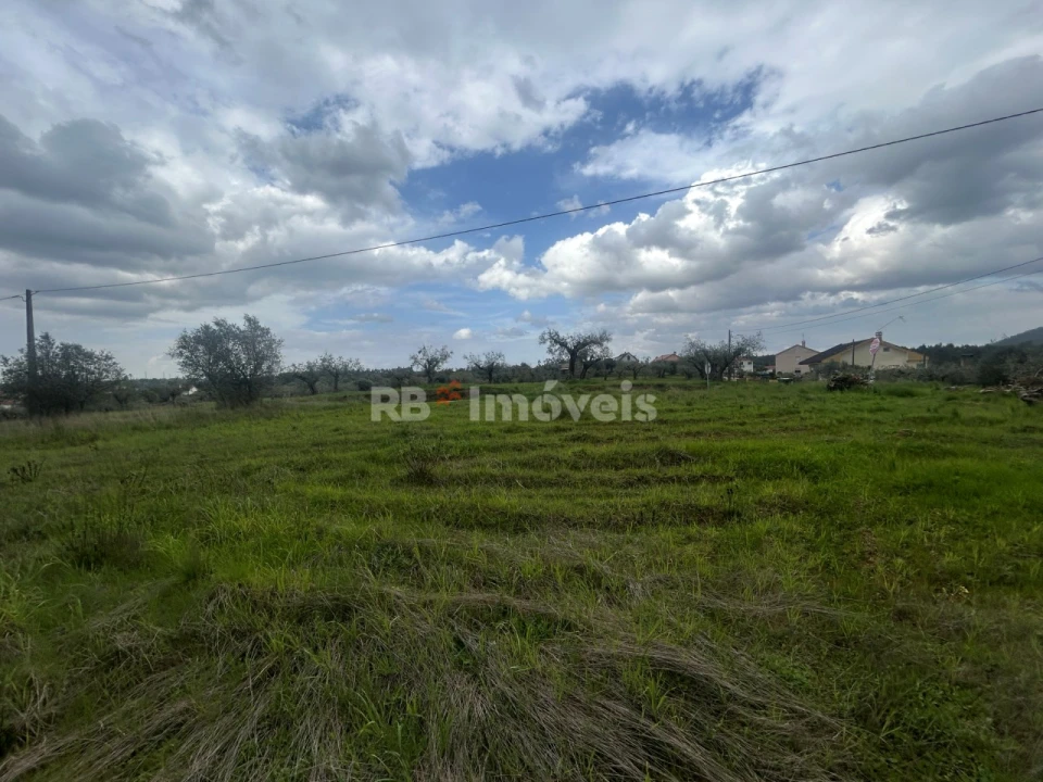 Terreno para Venda em Casais e Alviobeira Foto 28
