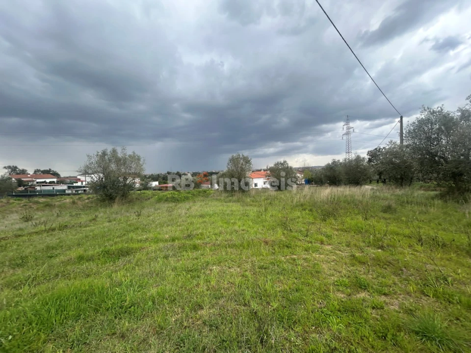 Terreno para Venda em Casais e Alviobeira Foto 33