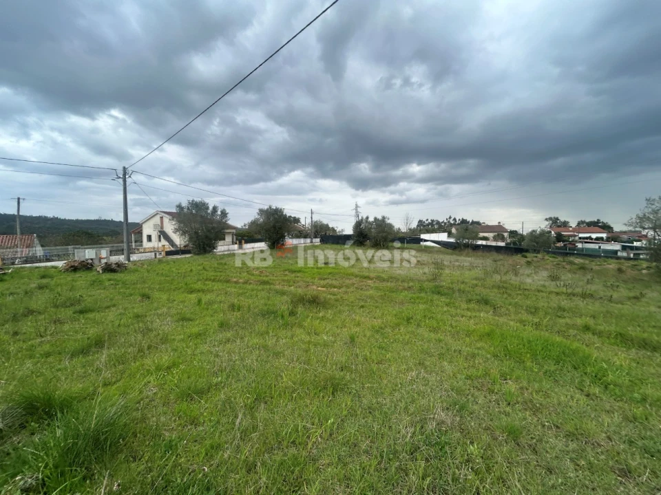 Terreno para Venda em Casais e Alviobeira Foto 35