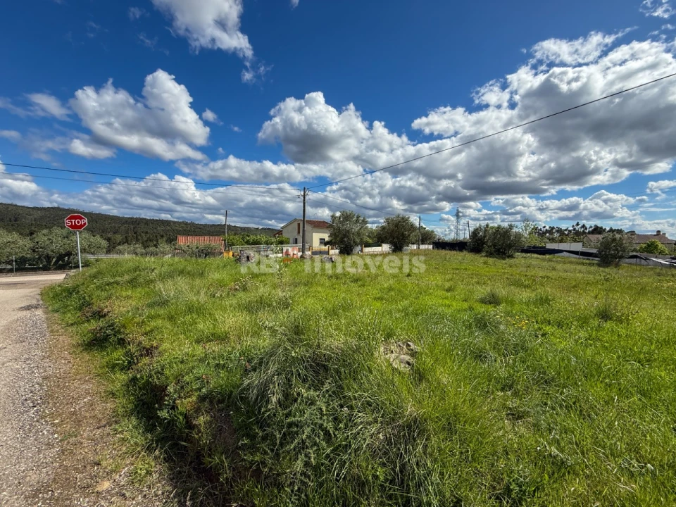 Terreno para Venda em Casais e Alviobeira Foto 19