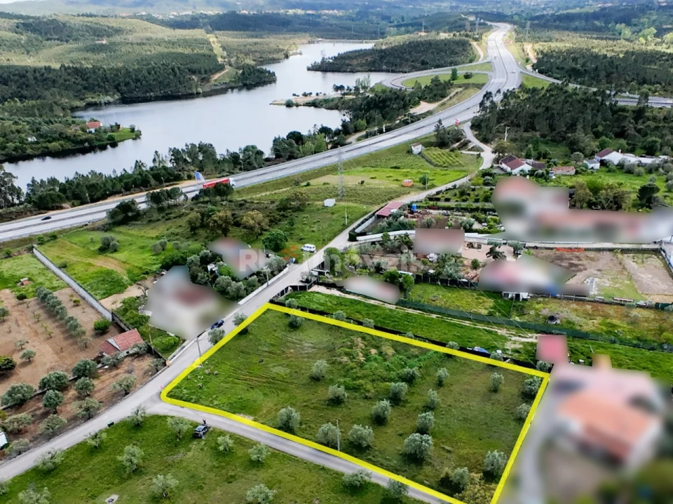 Terreno para Venda em Casais e Alviobeira Foto 26