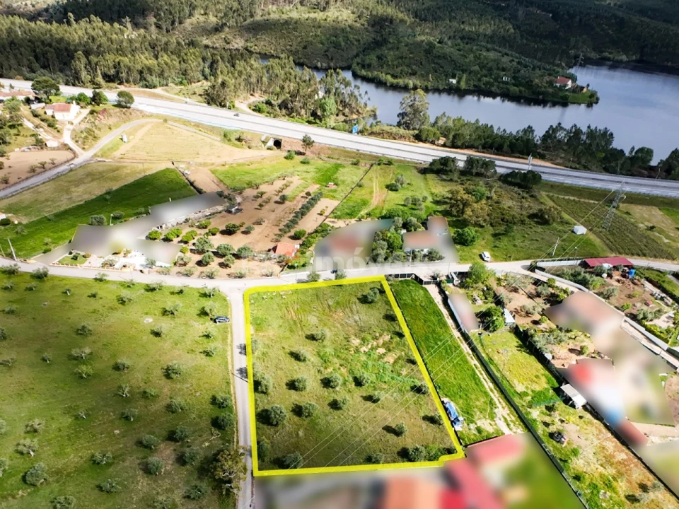 Terreno para Venda em Casais e Alviobeira Foto 33