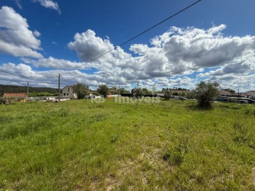 Terreno para Venda em Casais e Alviobeira