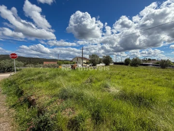 Terreno para Venda em Casais e Alviobeira