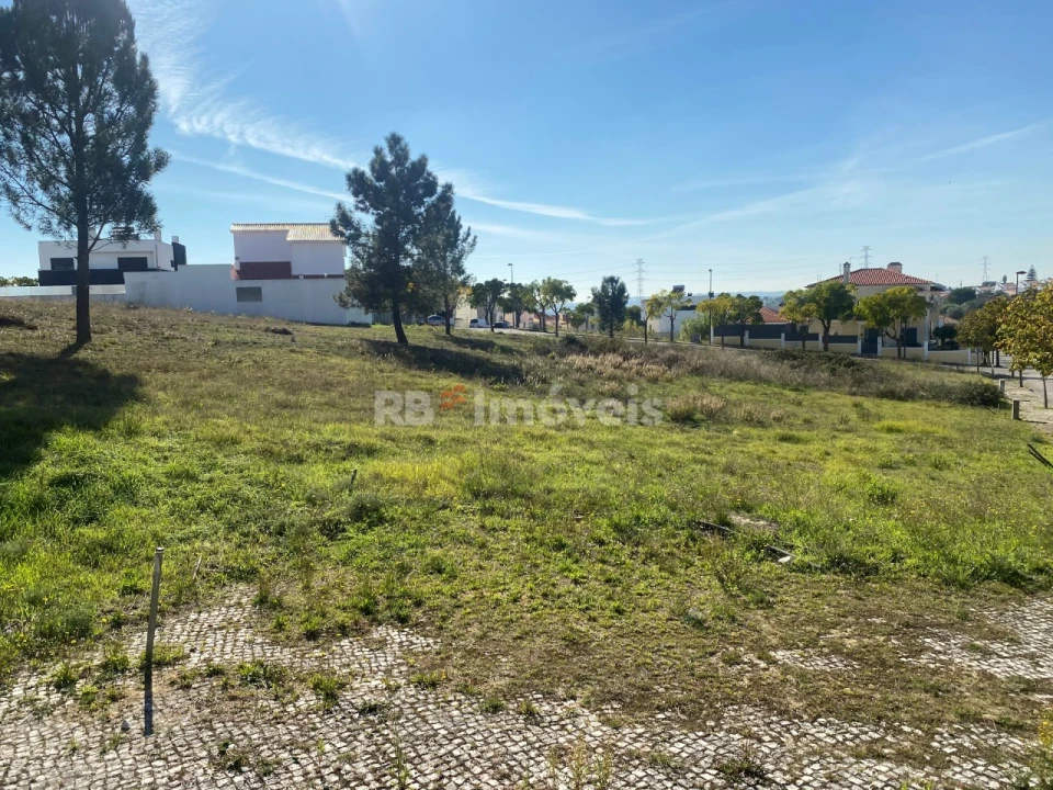Terreno para Venda em Meia Via Foto 2