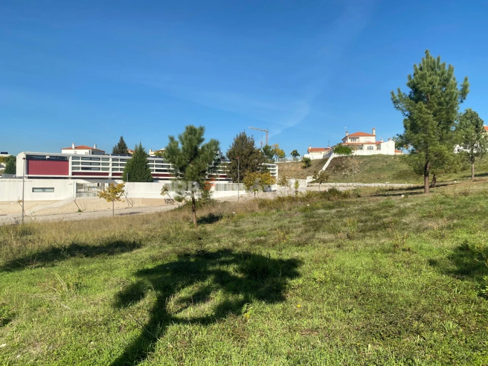 Terreno para Venda em Meia Via Foto 1