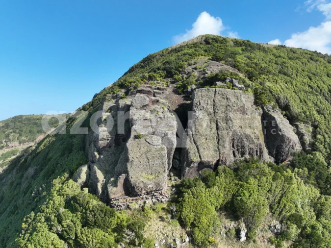 Terreno para Venda em Mosteiros Foto 5
