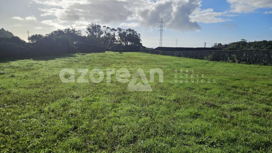 Terreno para Venda em Fajã de Baixo Foto 10