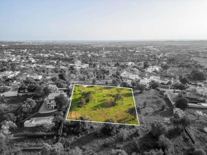 Terreno para Venda em Boliqueime Foto 1