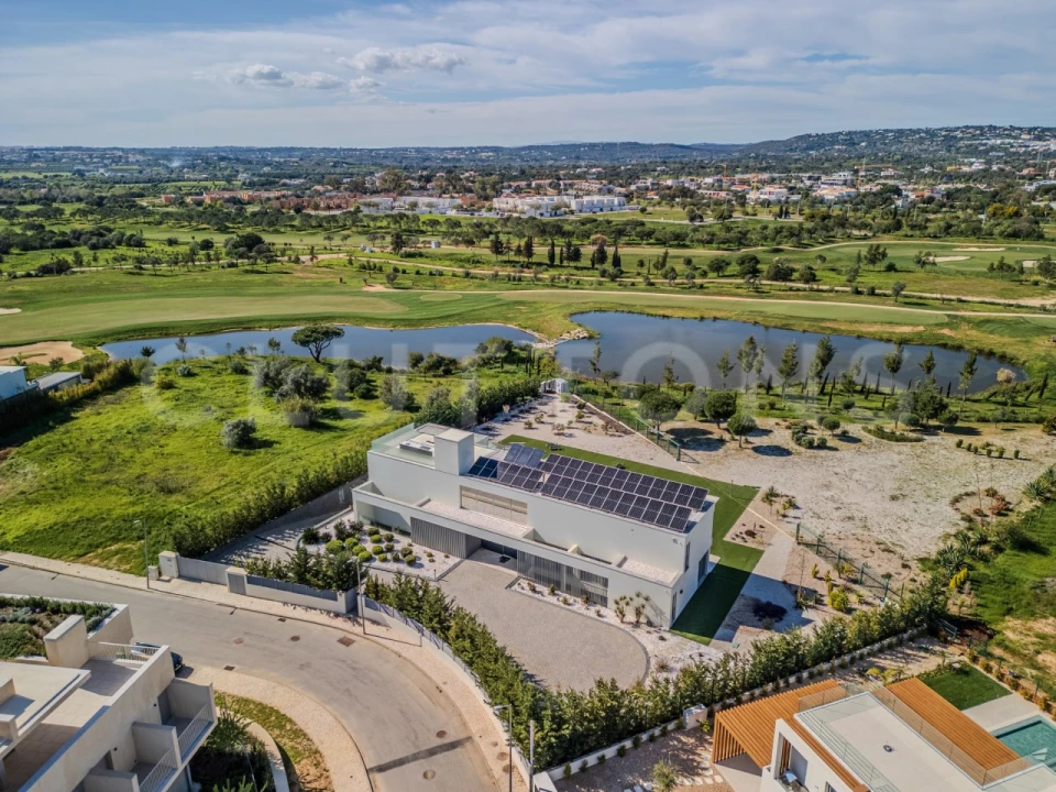 Moradia T5 para Venda em Quarteira Foto 62