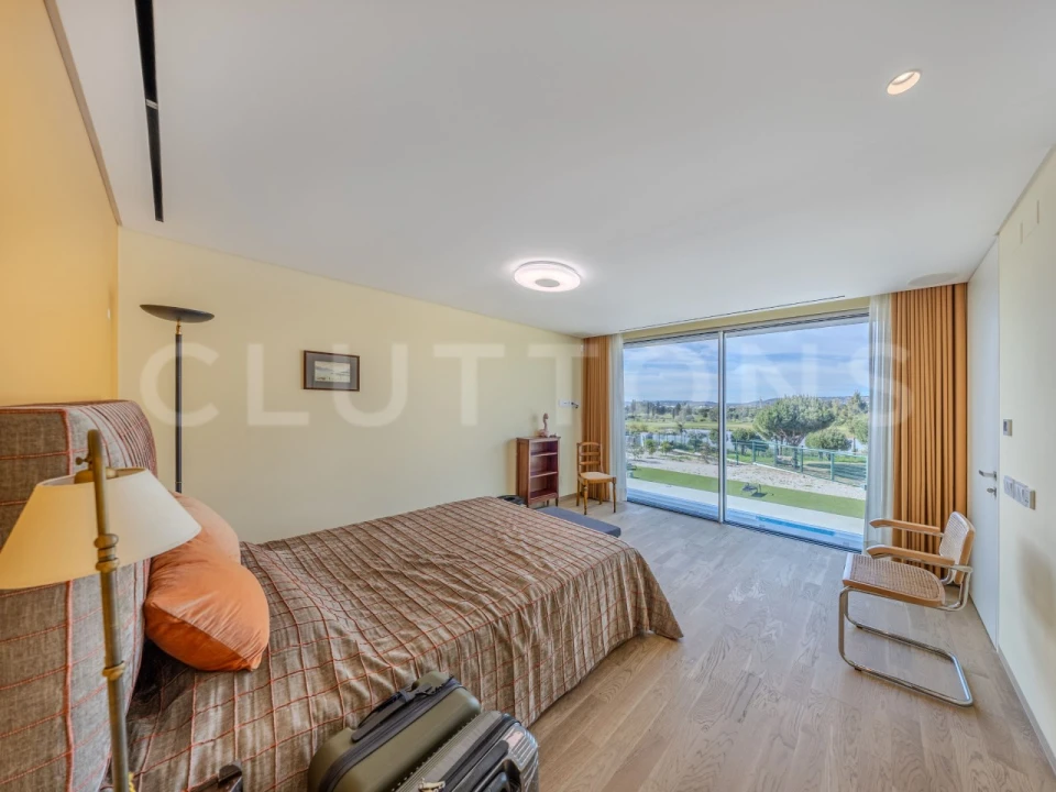 Moradia T5 para Venda em Quarteira Foto 25