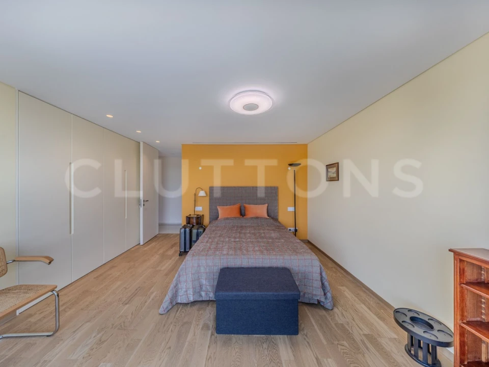 Moradia T5 para Venda em Quarteira Foto 26