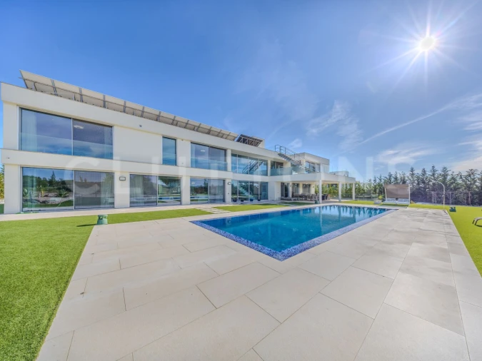 Moradia T5 para Venda em Quarteira Foto 47